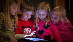 Ses différentes performances dont celle d'annie cordy avaient enflammé la toile. Insights What Kids Tv Looks Like And Looks At In 2016