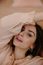 Rose Gold & Glowy: A Festive Beauty Tutorial