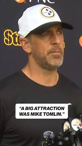 Head Coach Mike Tomlin played a big role in Aaron Rodgers’ decision to sign  with the Steelers ⬆️, (via @steelers)