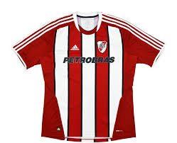 River plate gewann bisher insgesamt 36 nationale meistertitel: River Plate 2011 12 Auswarts Trikot