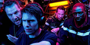 Vidéo diaporama sur le loup gris (canis lupus) sur fond de musique. Le Chant Du Loup Tragedie Grecque Sous La Mer Le Point