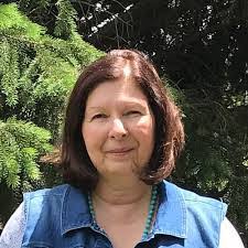 Marci Pearson's Instagram, Twitter & Facebook