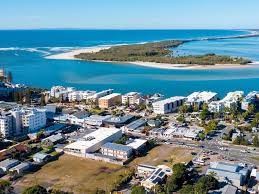 Caloundra /kəˈlaʊndrʌ/ is a coastal town and the southernmost town in the sunshine coast region in south east queensland, australia. 4hakmjxebfq Sm