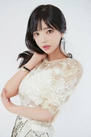 배우 진아림이 지인을 통해 폭력을 행사한 갑질 여배우로 지목된 것에 억울하다는 입장 진아림은 한 인터뷰에서 갑질도 아니고 조폭을 동원한 것도 아니다라며 자신을 갑질 여배우라고 몰아세. ê°'ì§ˆ ë³´ë³µí­í–‰ ì—¬ë°°ìš° ì§„ì•„ë¦¼ ëˆ„êµ¬ ë°•ì„¸ë¯¸ ì¸ìŠ¤íƒ€