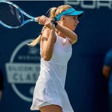 Amanda, ormai prossima al compimento dei diciotto anni (31 agosto), perde una figura di riferimento nella vita, ma anche sul campo da tennis. Amanda Anisimova Height Weight Age Biography Family More