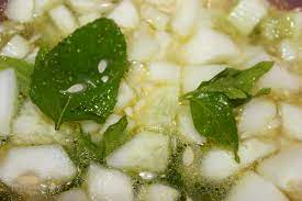 Snacks under 100 calories don't have to be just leaves and celery sticks though. 5 Mouthwatering Diet Friendly Soups Under 100 Calories Delishably