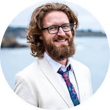 Ian Mceachern's Instagram, Twitter & Facebook