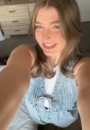 What to Wear to Evan Honer Concert