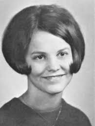 Lynda Seitz's Instagram, Twitter & Facebook