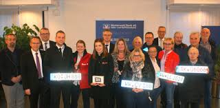 Our bank, westerwald bank eg, is one of these cooperative banks and operates in the region westerwald. Vrmobil Westerwald Bank Ubergibt Sechs Kleinwagen Im Wert Von Uber 70 000 Euro Ww Kurier De