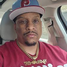 S/O to @drose for serving as the Grand Marshal for the @nascarchicago  Street Race's Grant Park 165! 🎥: @nascar #derrickrose #nascar  #nascarchicago #chicago #cd120