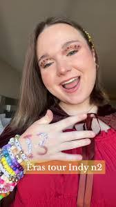 Isabella Mcleod's Instagram, Twitter & Facebook