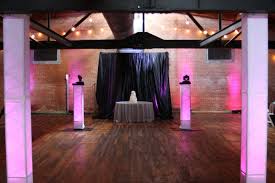 This Is A Classy Way To Set Apart And Designate The Dance Floor Area Along With Showcasing Your Cake Atop Of Wedding Spot Dance Floor Lighting Wedding Lights