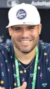 Con Las Bases Llenas