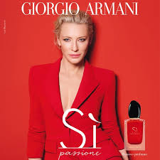 Revel in the may rose, blackcurrant nectar and blond wood musk notes. Si Passione Sabina Store