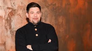 Wöchentliche kochsendung mit tim mälzer, der hier „einiges anders machen will, zum beispiel „nicht mehr drei gänge in 25 minuten. Tim Malzer Privat Privatleben Bleibt Tabu Das Kann Der Tv Koch Trotzdem Nicht Verheimlichen News De