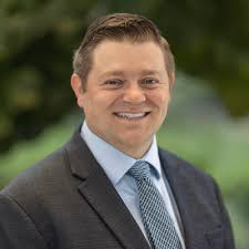 Thomas Macaluso's Instagram, Twitter & Facebook