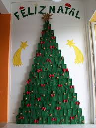 By mundo gaturro · 7 diciembre, 2015. Arboles De Navidad Hechos Con Materiales Reciclados Construccion Y Manualidades Hazlo Tu Mismo