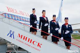 Алиса летела 17 апреля рейсом минск — кипр авиакомпании «белавиа». Styuardessa Belavia Goroda Vizhu Tolko S Vysoty Ptichego Poleta A Vot Aeroporty Uznayu Bezoshibochno Dazhe Nochyu