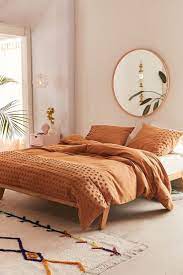 Behind the scenes details from our netflix project. Sunset Colours Bedroom In 2020 Simple Bedroom Decor Simple Bedroom Farm House Living Room