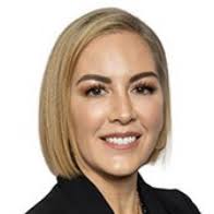 Deanne Morton's Instagram, Twitter & Facebook