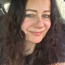 Sharon Oakley (@TheShowbizShaz)