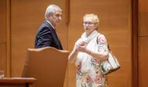 Comisar parlamentar, apărător al poporului, apărător public, mediator public. Orban Pune Punctul Pe I Renate Weber Nu A Fost Avocatul Poporului Roman Ci A Fost Avocatul Psd Si Avocatul Intereselor Psd Aktual24