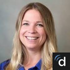 Amanda Lange's Instagram, Twitter & Facebook