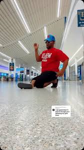 Her: You gone’er be at’er the airporter by your selfer if’er you leaver to  earlyer stay with me’er for a bitter please’er , Me: