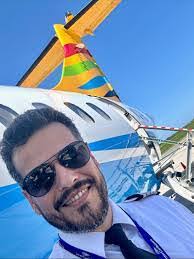 Aaron Dowden's Instagram, Twitter & Facebook