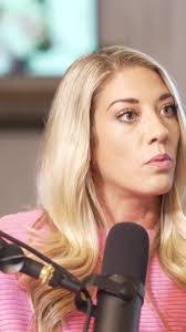 Shannon Flahive's Instagram, Twitter & Facebook