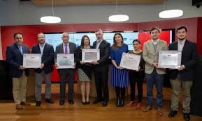 ¿qué productos me ofrece banco santander chile? Globant Was Recognized As Distinguished Supplier By Santander Bank In Chile Globant Blog