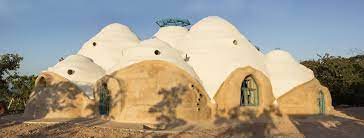 Bioclimatic Dome Home In Costa Rica Built With Nader Khalili S Earth Bag Technique Earth Bag Homes Dome Home Earth Bag