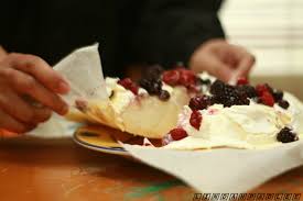 But aku xcited sgt2 ni nk share resepi ngn korang. Resepi Pavlova