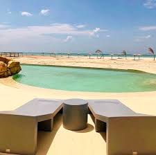 El bloque caribe es el edificio principal donde contamos con la mayoría de las habitaciones que han tenido su decoración con el apoyo de las comunidades wayuu, esto con el fin. Wayira Beach Hace Vibrar Mayapo Blogs El Tiempo