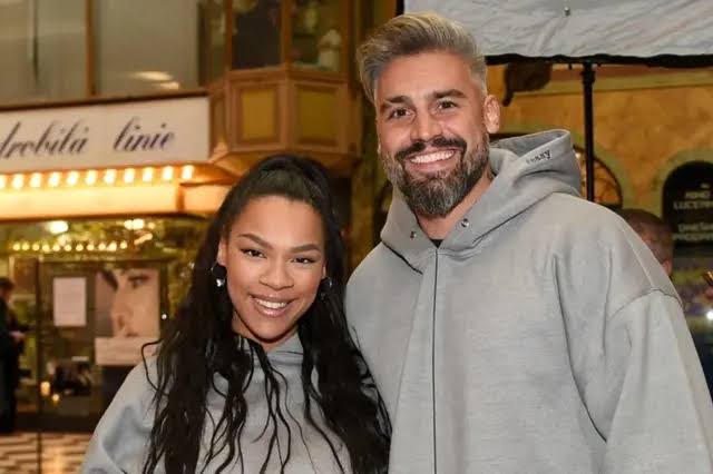 Angie Mangombe se obhajuje: Syna miluju, to ale neznamená, že budu jeho  otrok – Kafe.cz