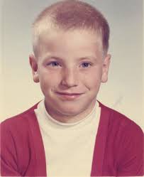 Has anyone seen this picture or know anyone? It's really old. Maybe  Passmore ,Barrett or Shaffer