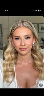 Hey Hey! I am Kyra Hoss, owner of Hair By Kyra Hoss and hairstylist from  Evansville, IN! I still have openings for 2025-2026 weddings, comment  “BRIDE” to be sent my inquiry link