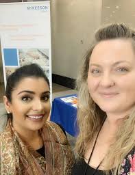 Diana Hosseini's Instagram, Twitter & Facebook