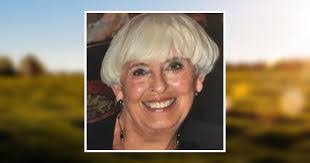 Kristie Simon's Instagram, Twitter & Facebook