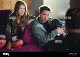 Michelle monaghan kiss kiss bang hi-res stock photography and images - Alamy