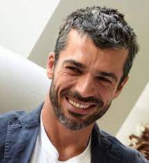 Actor luca argentero is seen during the 70th venice international film festival on september 3, 2013 in venice, italy. Luca Argentero E Questa La Vita Che Sognavo Da Bambino Bitconcerti