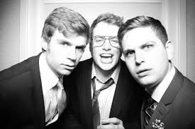 New Magic Tavern with Felicia Day and Colton Dunn. Jyn'Leeviyah the Red  Wizard is back and she has a talking crossbow.  ‪https://podcasts.apple.com/us/podcast/hello-from-the-magic-tavern/id975078285?i=1000451714256‬