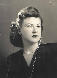 Nancy Harnois's Instagram, Twitter & Facebook