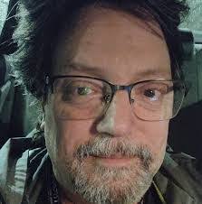 Leon Brooker's Instagram, Twitter & Facebook