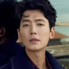 Famous People From Korea