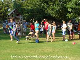 Fantastic ideas for hosting an amazing race birthday party at home! 5 Fun Relay Race Ideas Relay Races Relay Race Games Relay Games