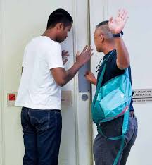 Wangsa maju, yb dato dr tan kee kwong mengiringi presiden keadilan melawat kebakaran di pusat tahfiz darul quran ittifaqiyah dialamat jalan keramat hujung. Kes Bunuh 23 Penghuni Pusat Tahfiz Seorang Remaja Diperintah Membela Diri Utusan Borneo Online