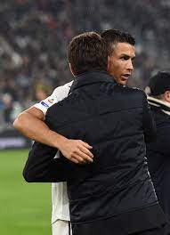 Önümüzdeki günlerdeki vaftiz töreninde yer alacak ve nil'i bir süre kucağına alacak olan ronaldo. Cristiano Ronaldo Andrea Agnelli Cristiano Ronaldo And Andrea Agnelli Photos Zimbio