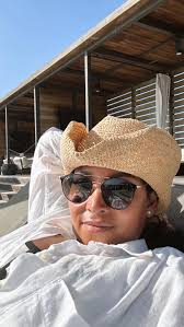 Post-flight. Pre-bed. A skincare routine that actually saves me.,  Hydration, exfoliation, repair, and glow — every step covered in under 5  minutes., Perfect for post-travel skin or anytime your face ...